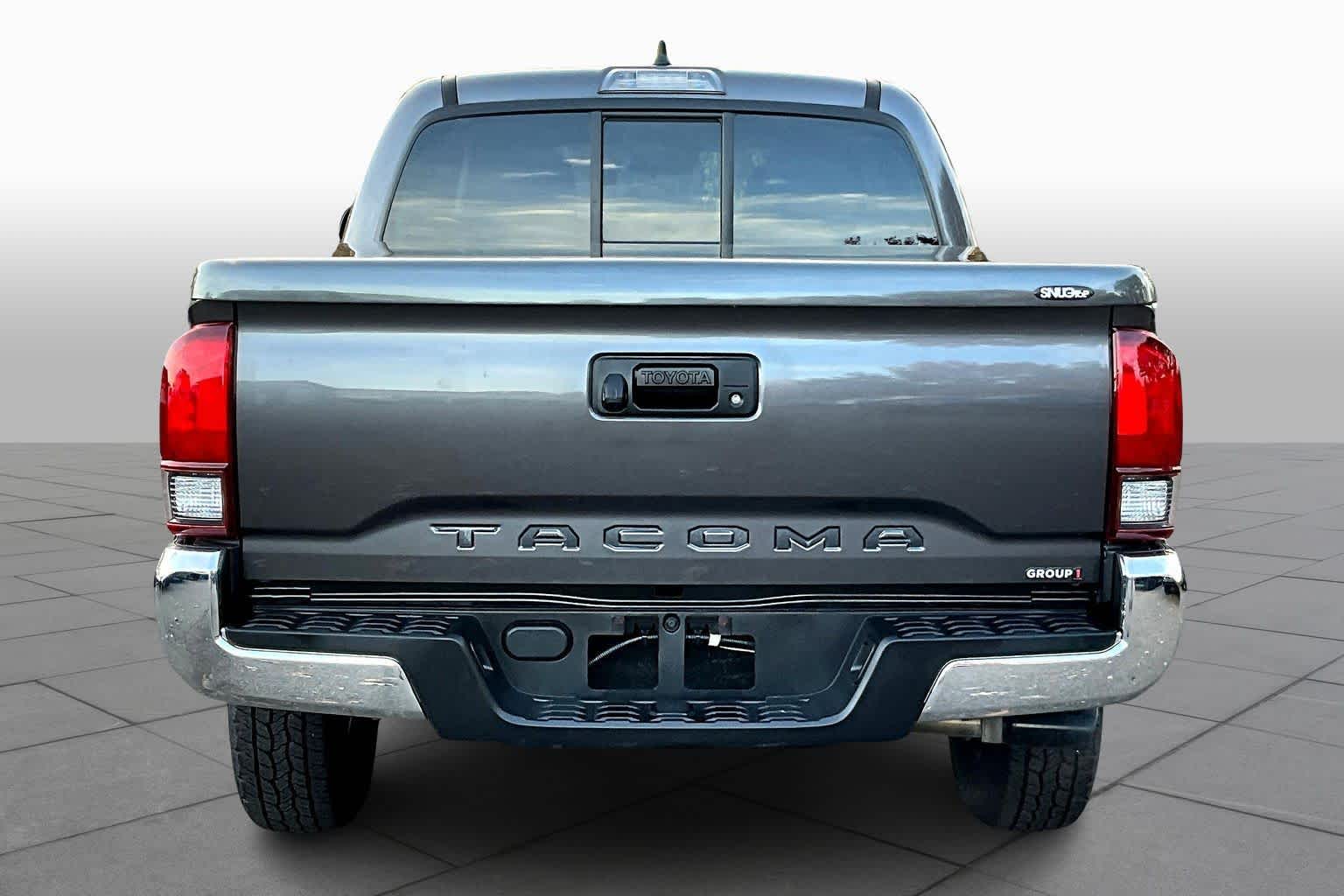 2021 Toyota Tacoma SR5 Double Cab photo 4