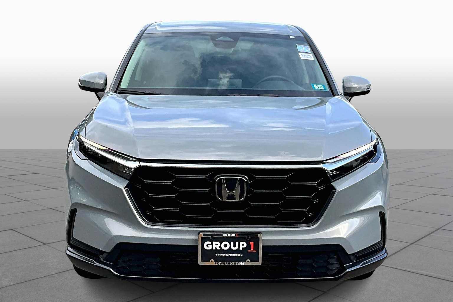 2025 Honda CR-V LX photo 3