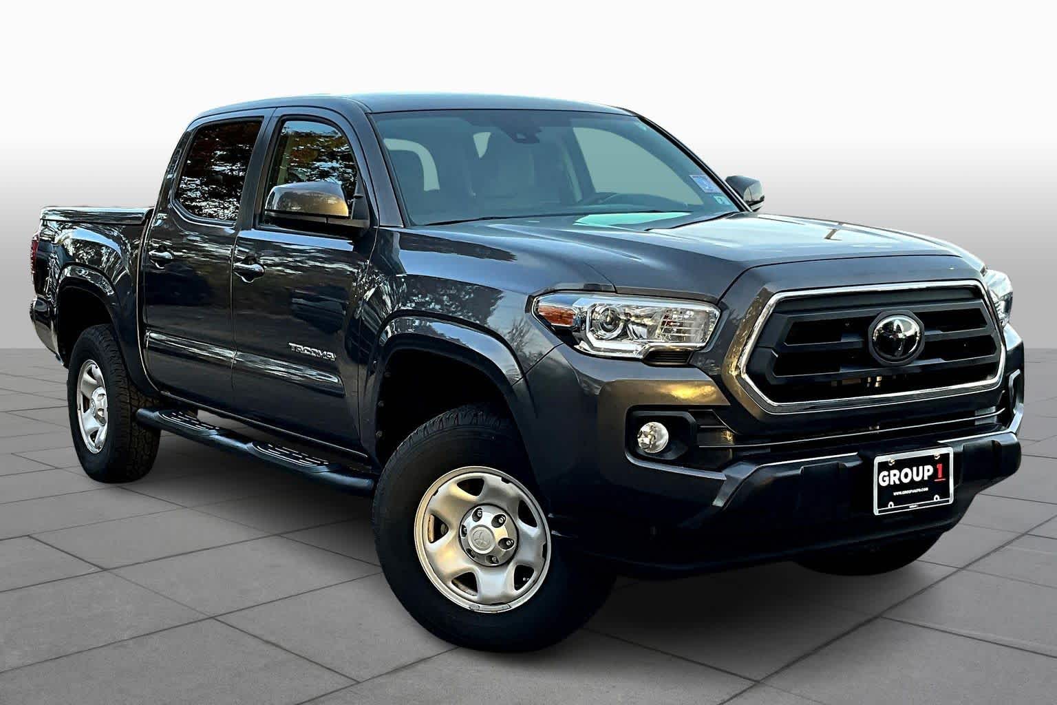 2021 Toyota Tacoma SR5 Double Cab photo 2