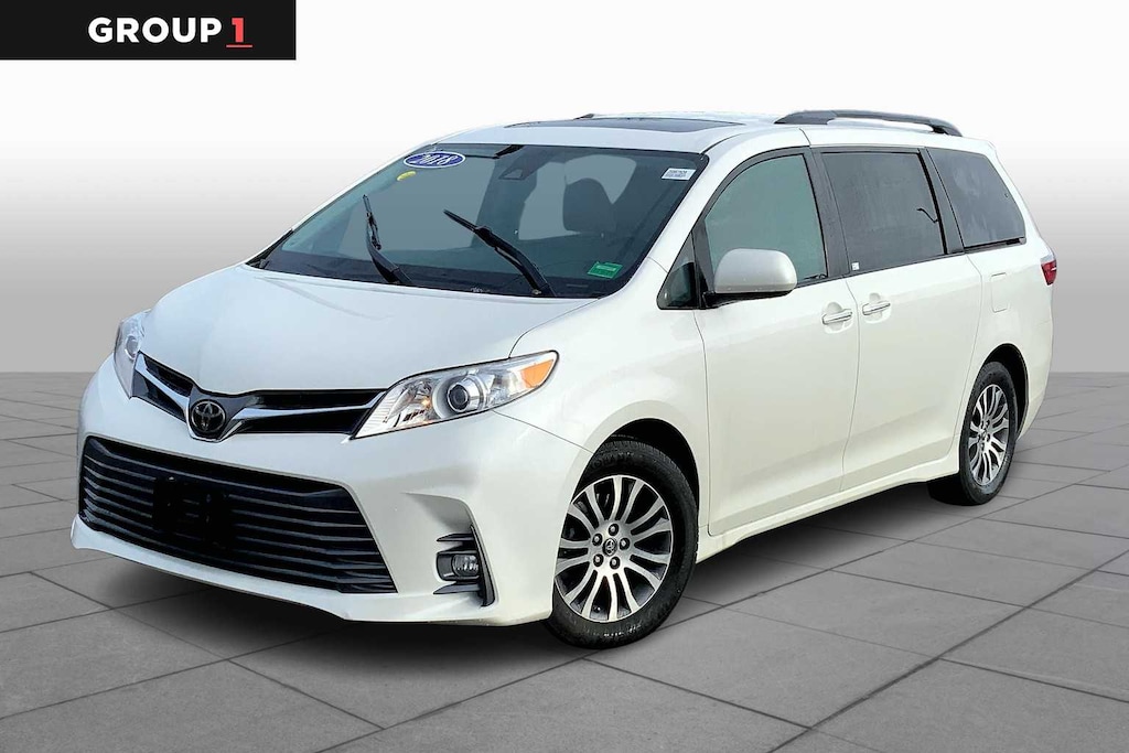 Certified 2018 Toyota Sienna XLE Premium Van Passenger Van
