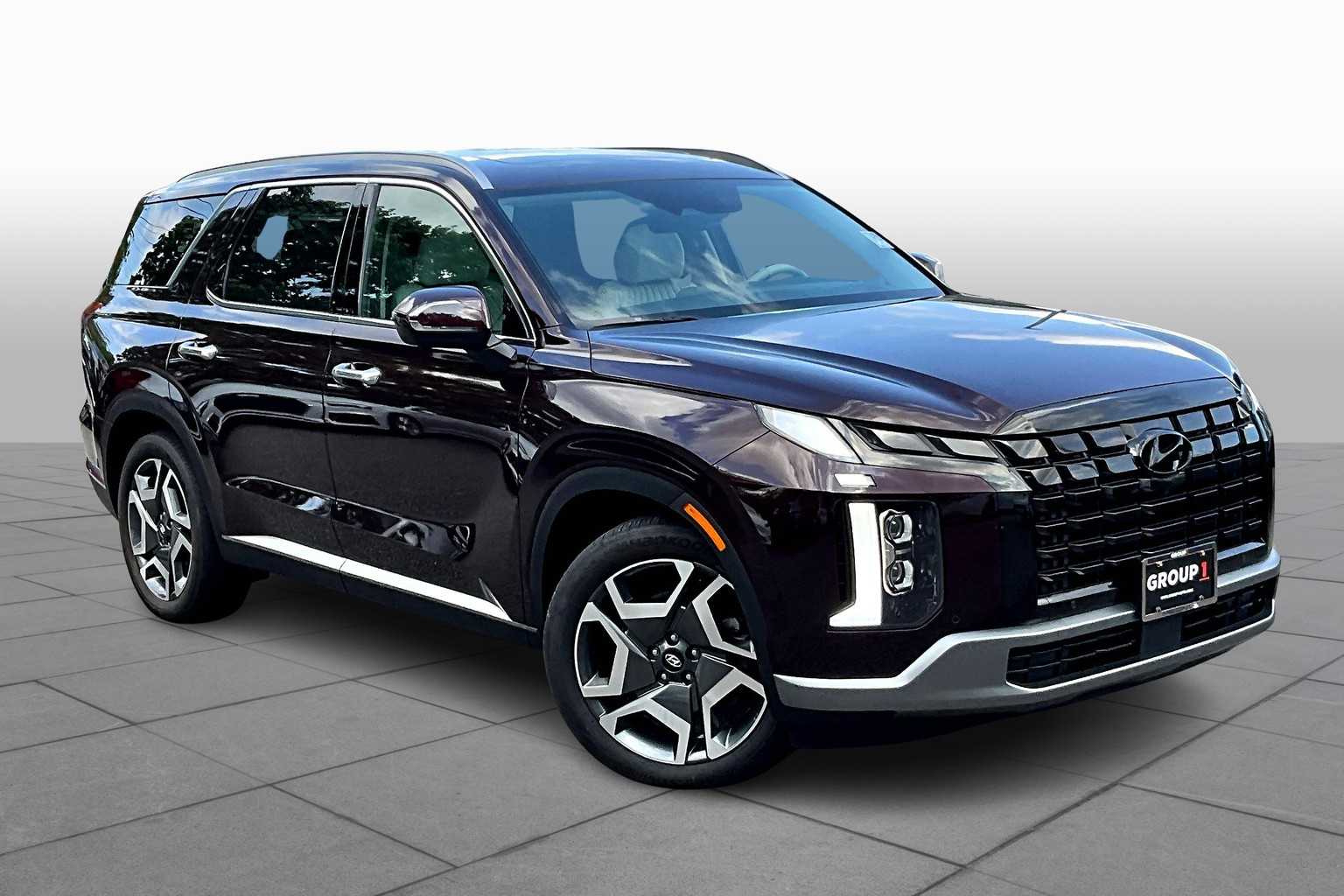 2023 Hyundai Palisade Limited photo 2
