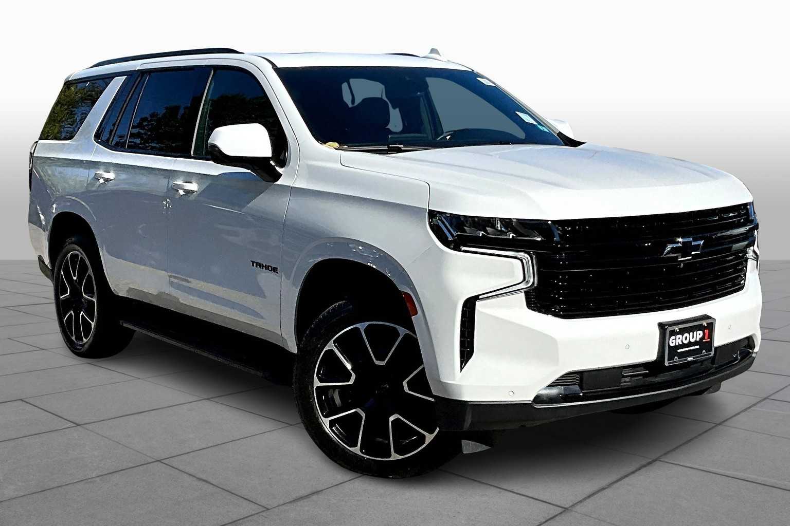 2024 Chevrolet Tahoe RST photo 2