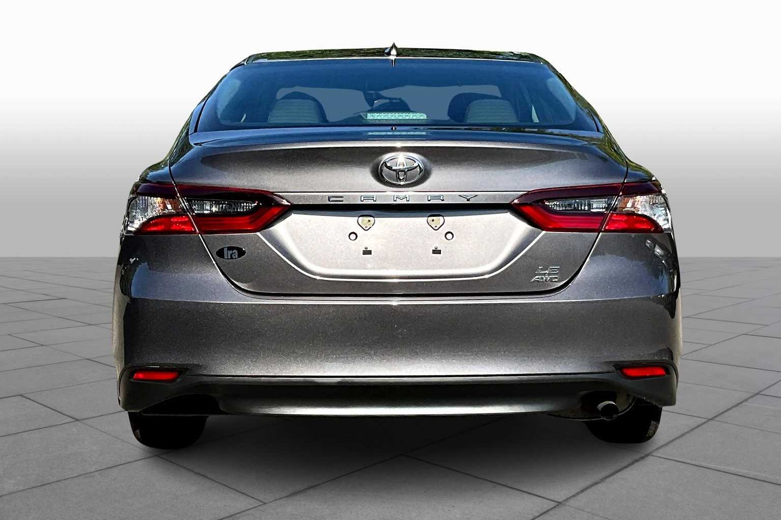 2023 Toyota Camry LE photo 4