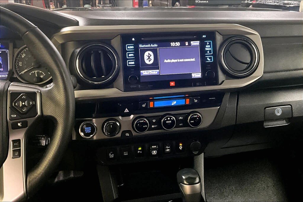 2018 Toyota Tacoma Limited Double Cab V6 4x4 photo 3