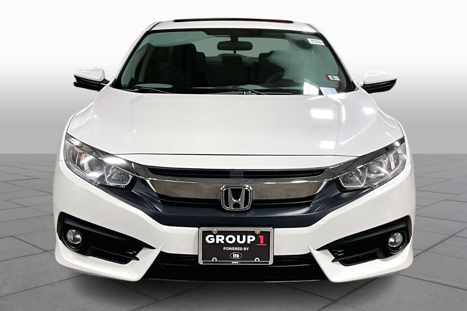 2017 Honda Civic EX-T photo 2