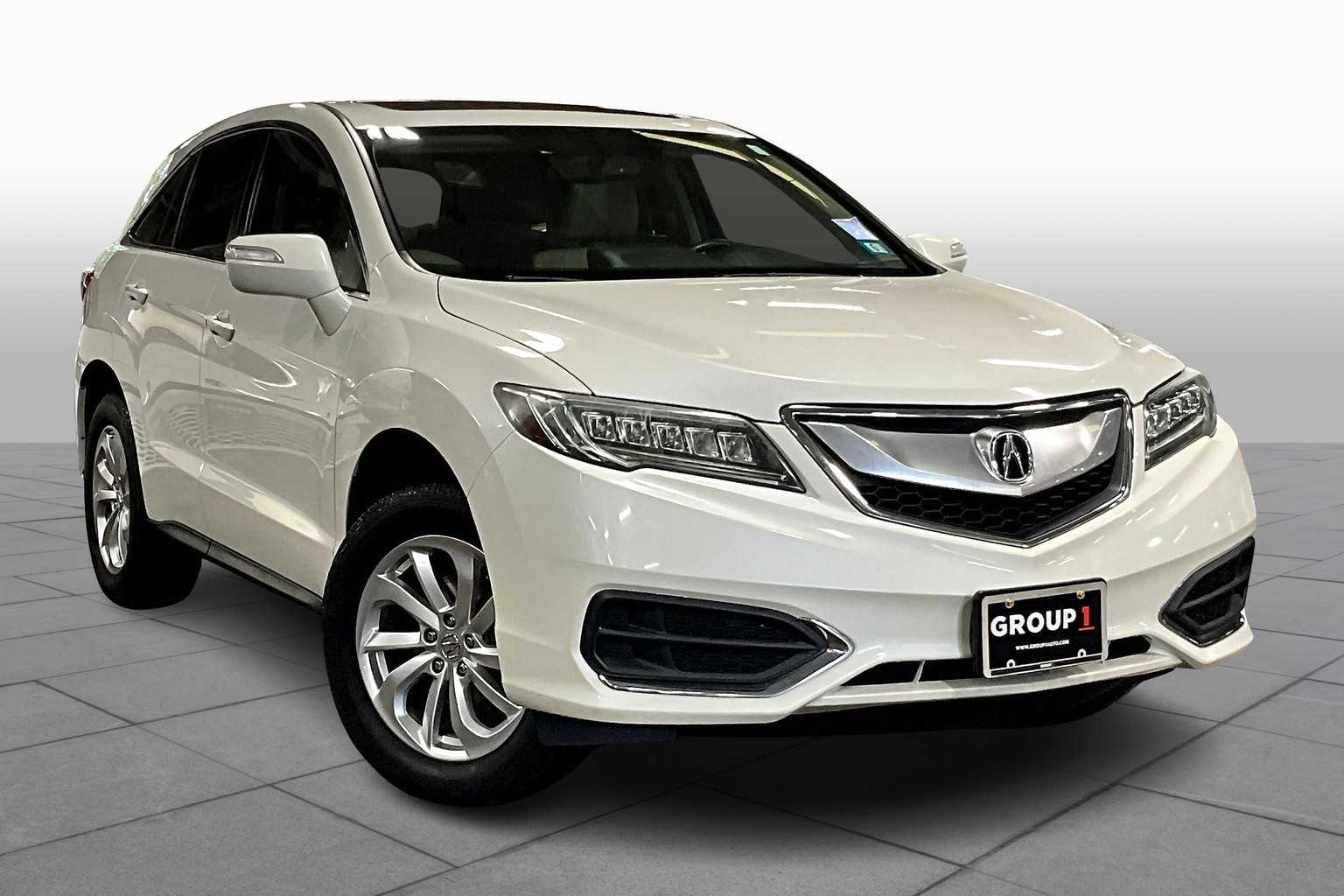 2017 Acura RDX Technology Plus photo 2