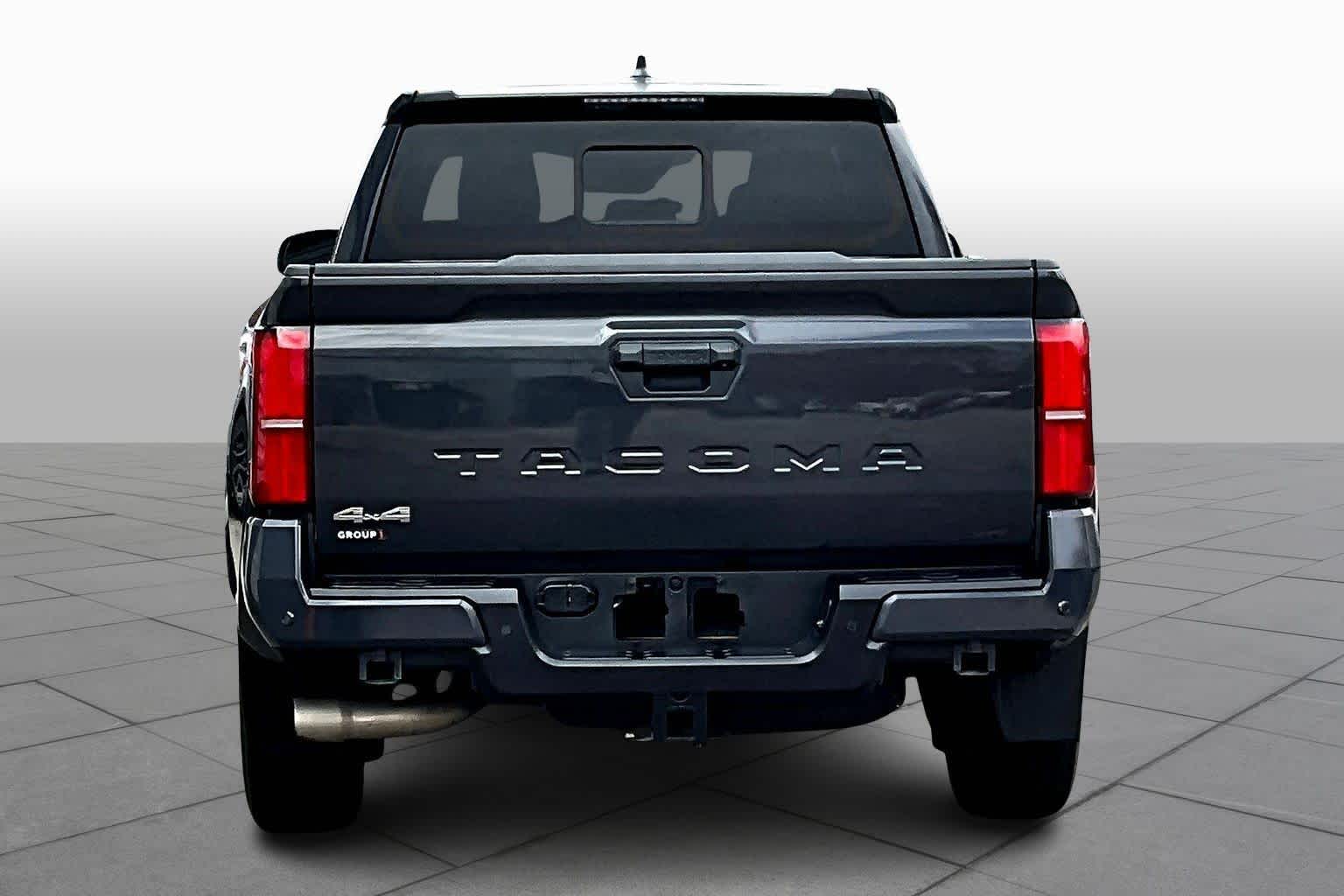 2024 Toyota Tacoma SR5 Double Cab photo 4