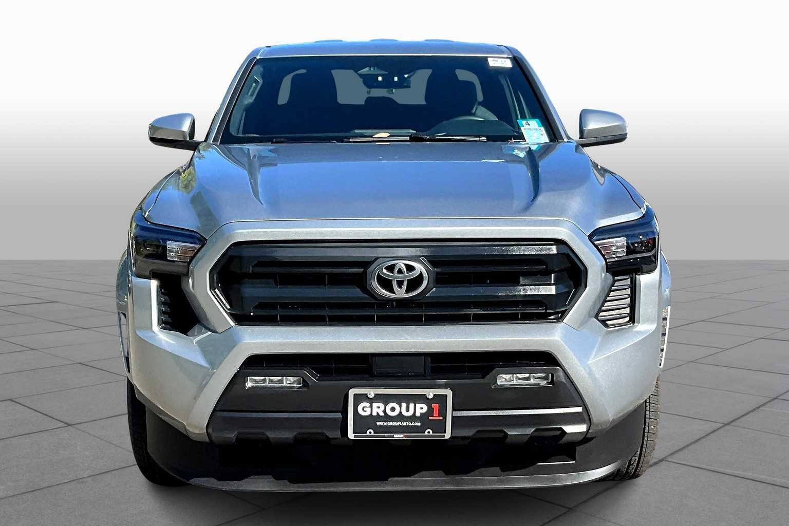 2024 Toyota Tacoma SR5 Double Cab photo 3