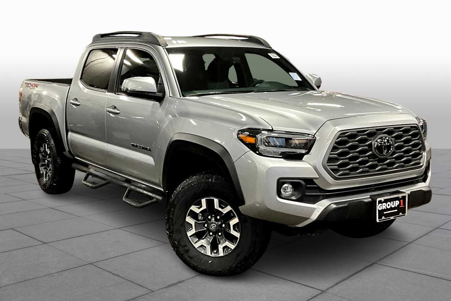 2023 Toyota Tacoma TRD Double Cab V6 photo 2