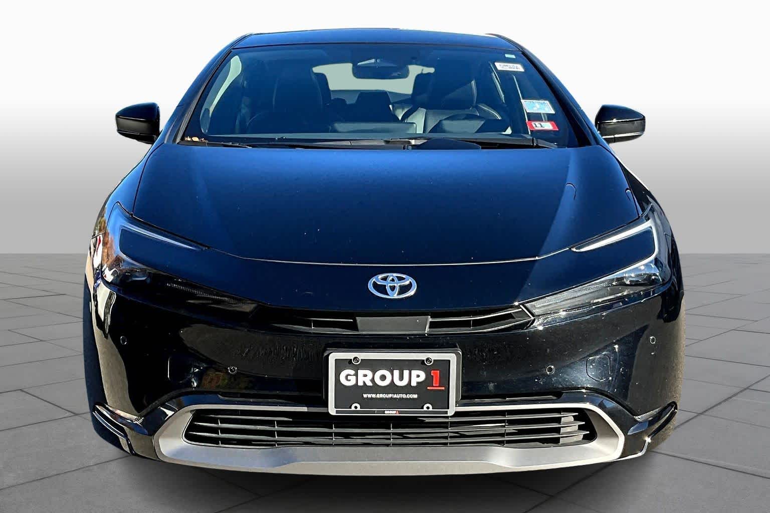 2023 Toyota Prius Limited photo 3