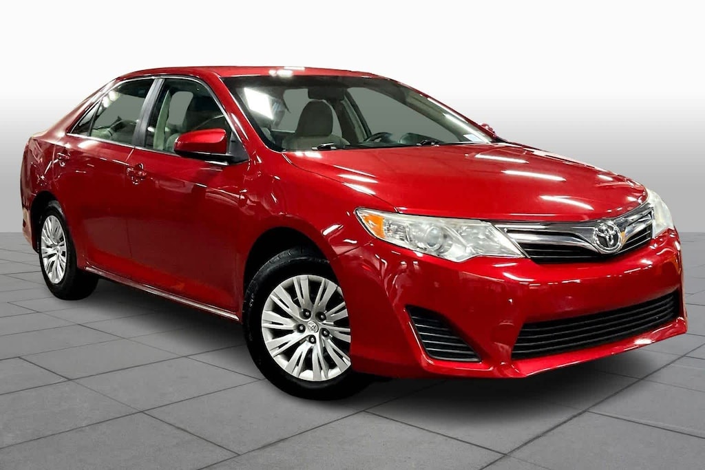 Used 2013 Toyota Camry LE Sedan