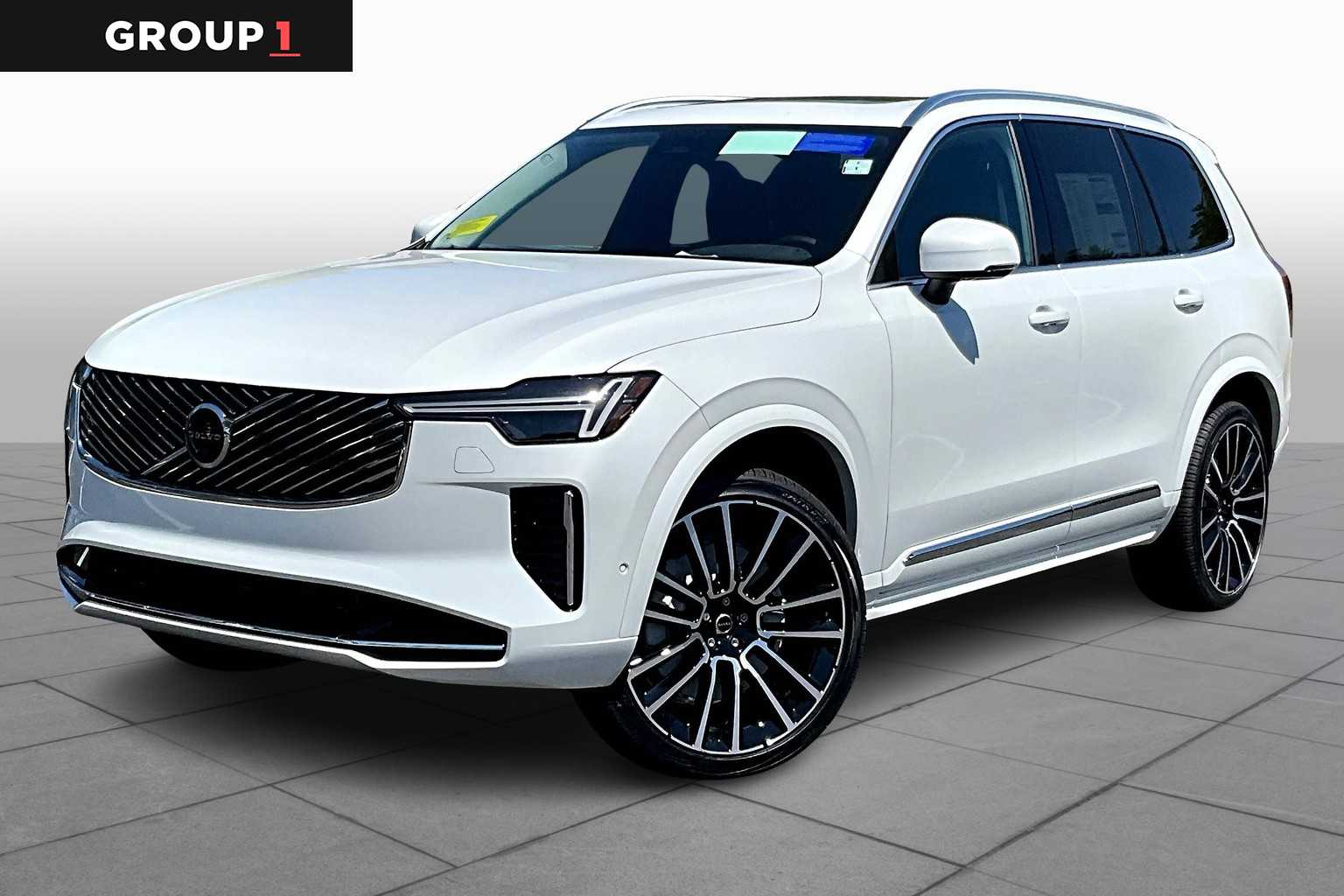 2026 Volvo XC90 Plus's photo