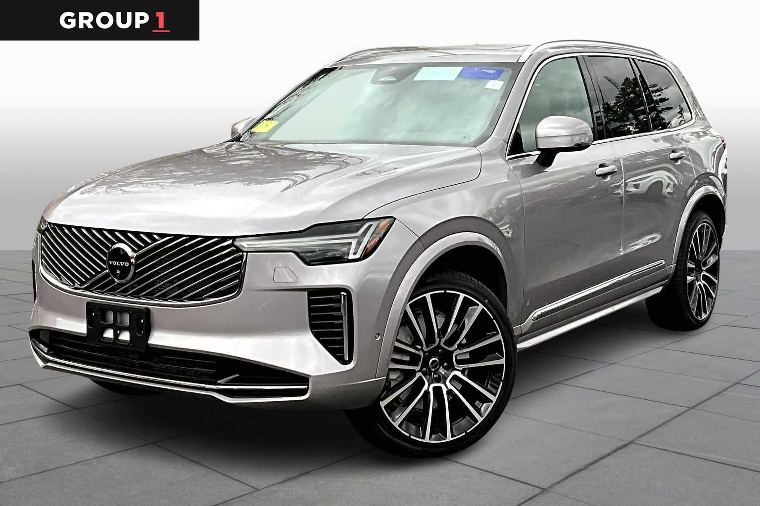 2026 Volvo XC90 Plus's photo