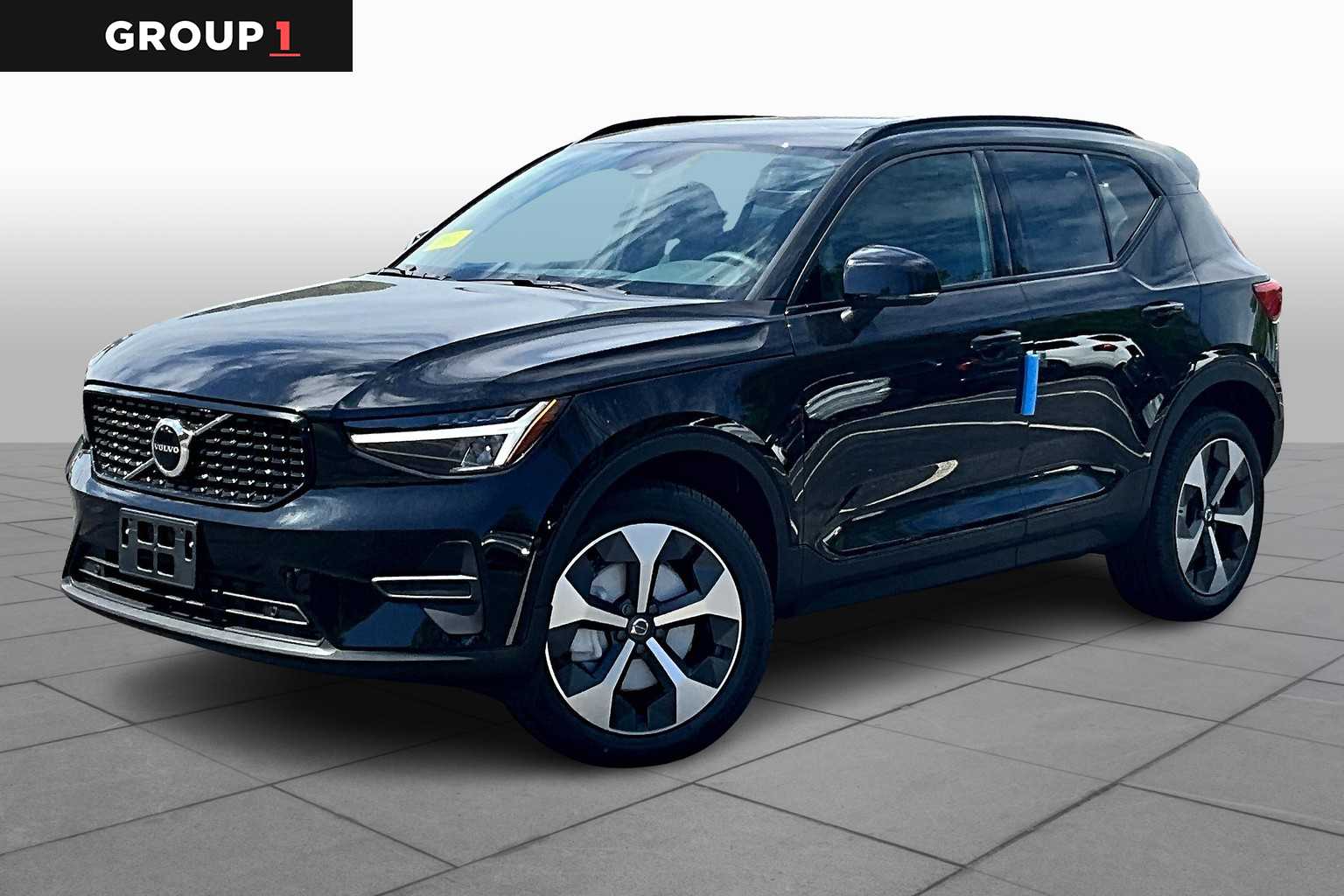 2026 Volvo XC40 Core