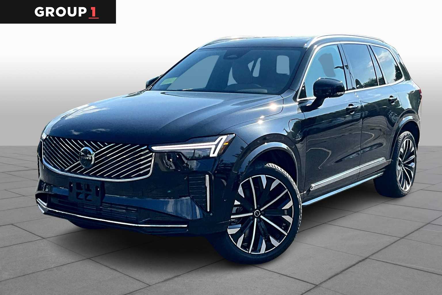 2026 Volvo XC90 Plus's photo