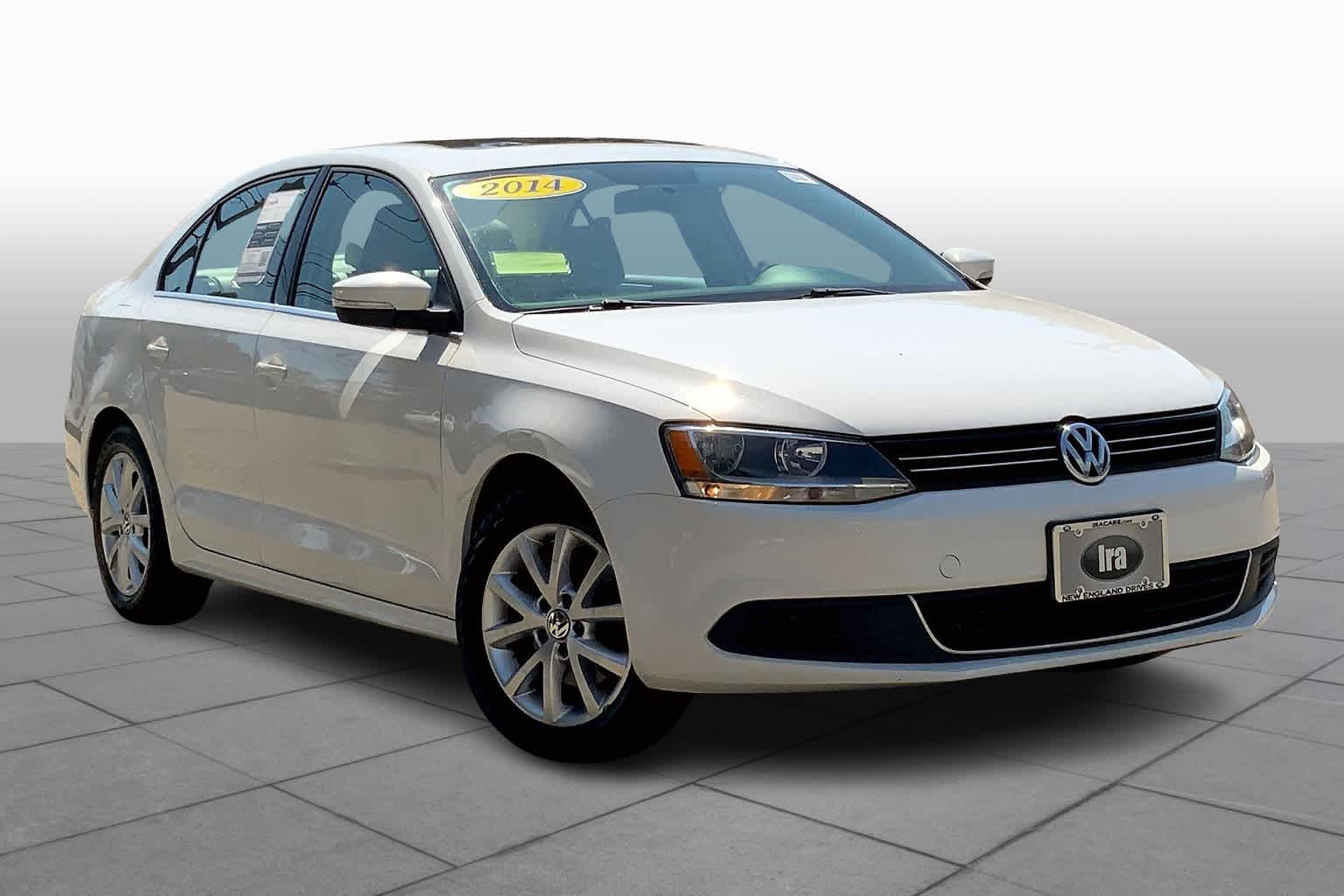 Used 2014 Volkswagen Jetta SE with VIN 3VWD17AJ2EM352402 for sale in Rockland, MA