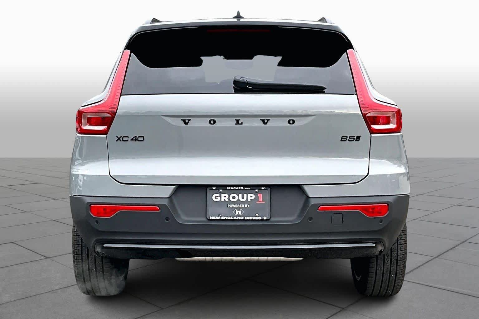 New 2026 Volvo XC40 B5 Ultra Black Edition SUV