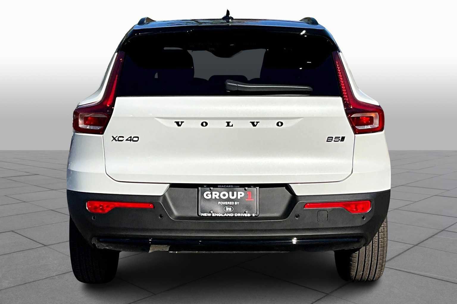 New 2026 Volvo XC40 B5 Ultra Black Edition SUV