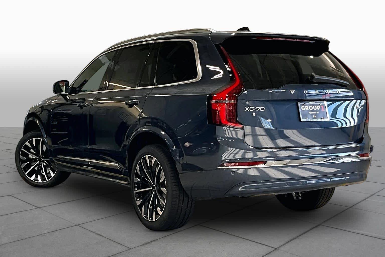 New 2026 Volvo XC90 B6 Plus 7-Seater SUV