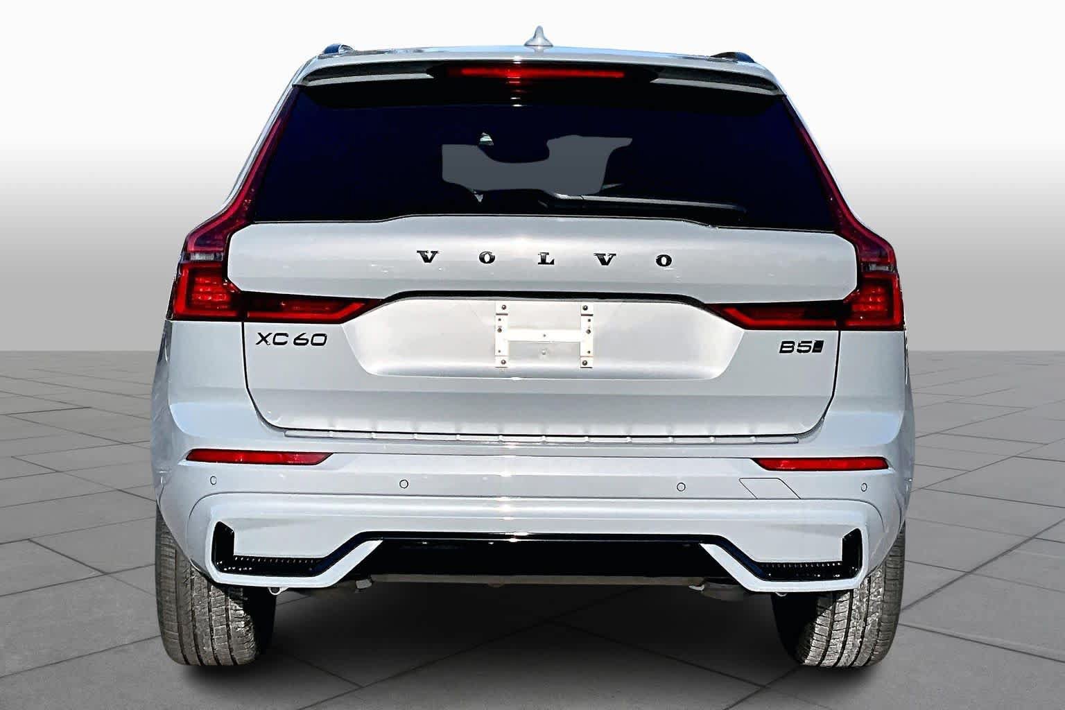 New 2026 Volvo XC60 B5 Ultra Black Edition SUV