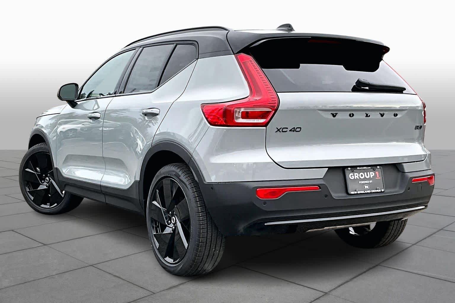 New 2026 Volvo XC40 B5 Ultra Black Edition SUV