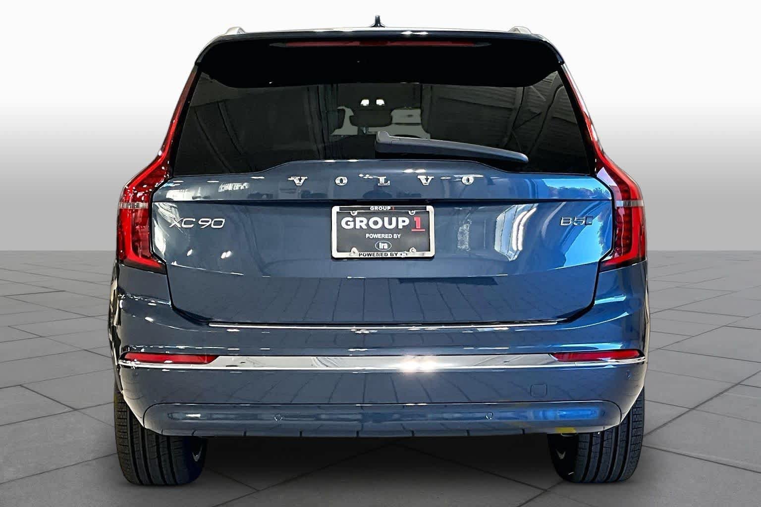 New 2027 Volvo XC90 B5 Plus SUV