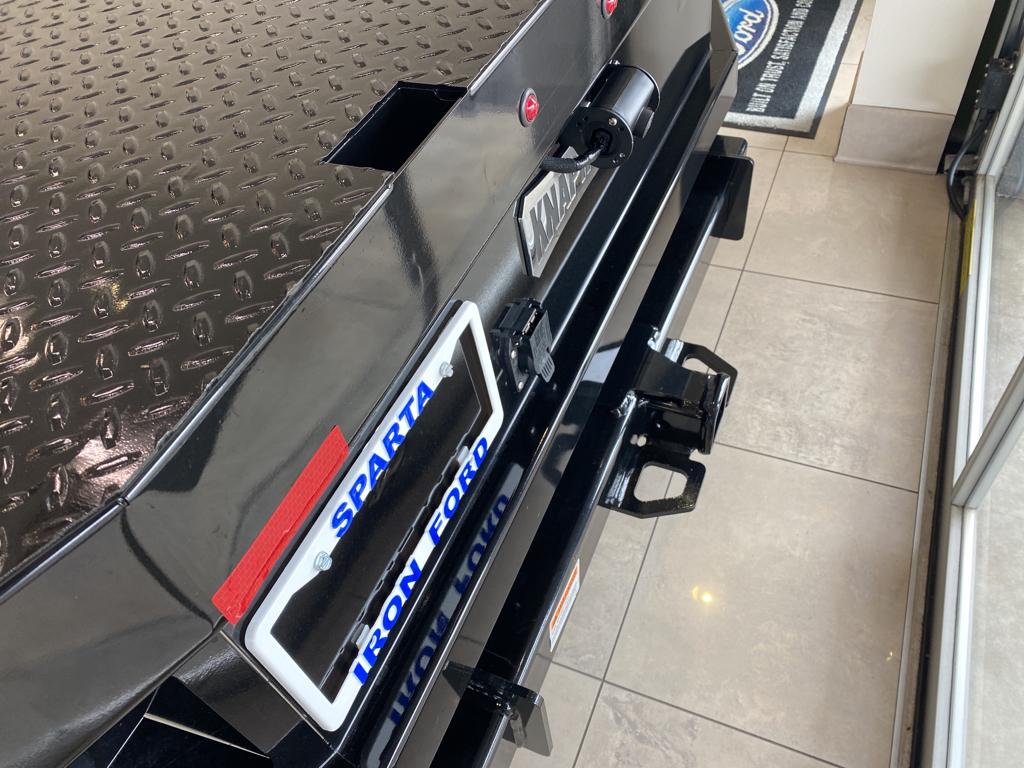 2023 Ford F-350 Super Duty Chassis Cab XL - Photo 8