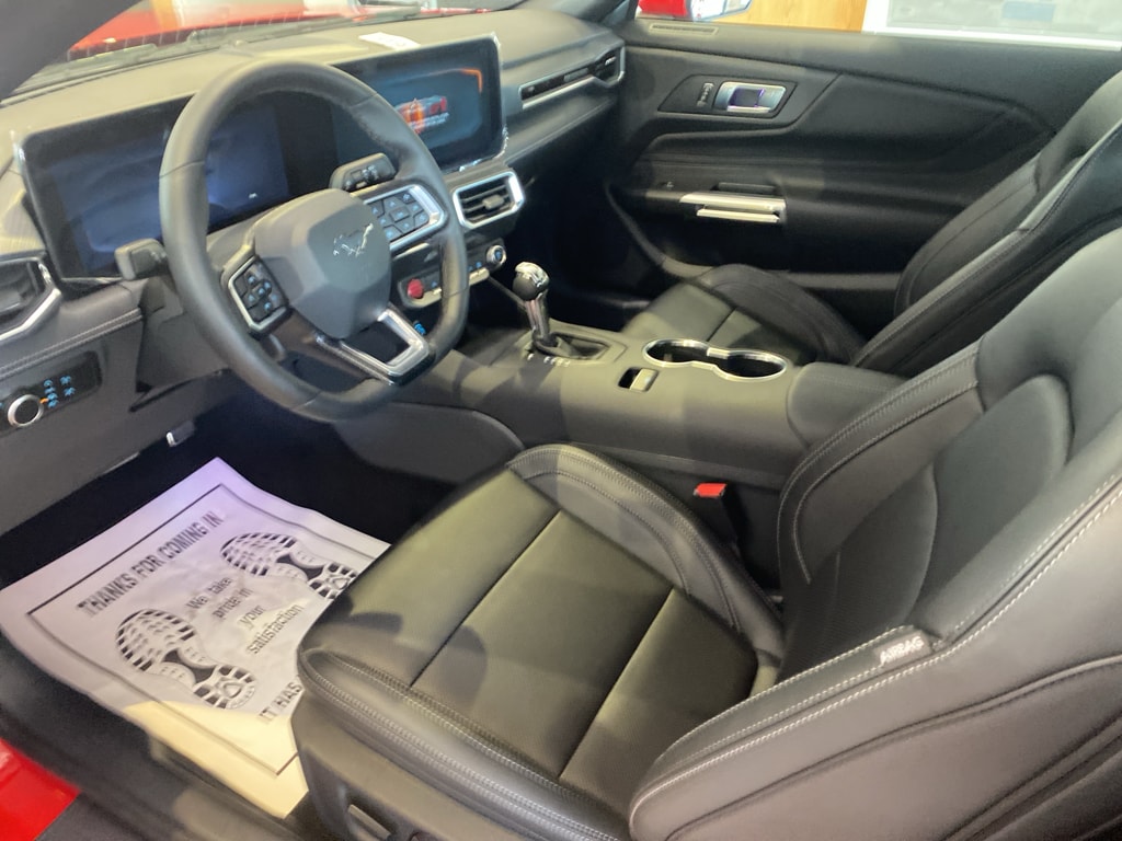 New 2025 Ford Mustang 3W CAR