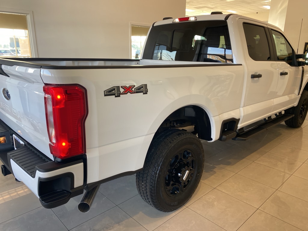 2026 Ford F-350 Super Duty XL - Photo 8