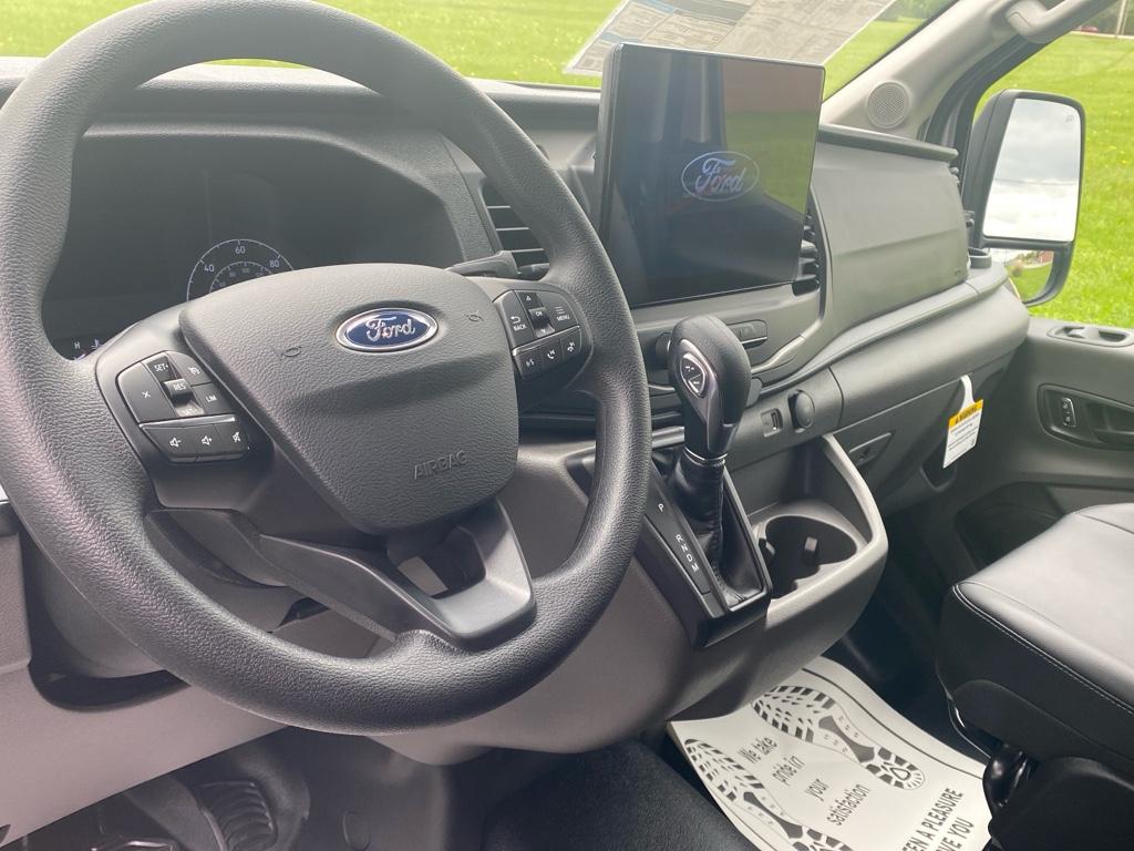 2025 Ford Transit Van Base - Photo 9