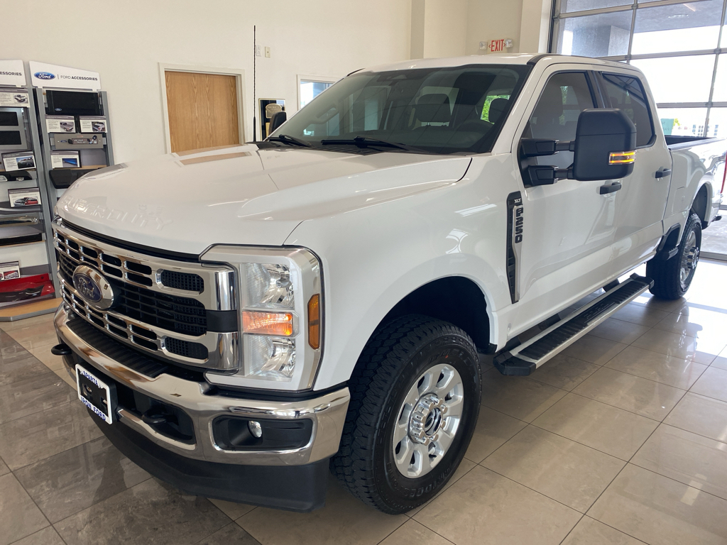 2024 Ford F-250 XLT Crew Cab