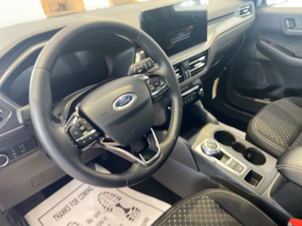 Used 2025 Ford Escape CB Wagon