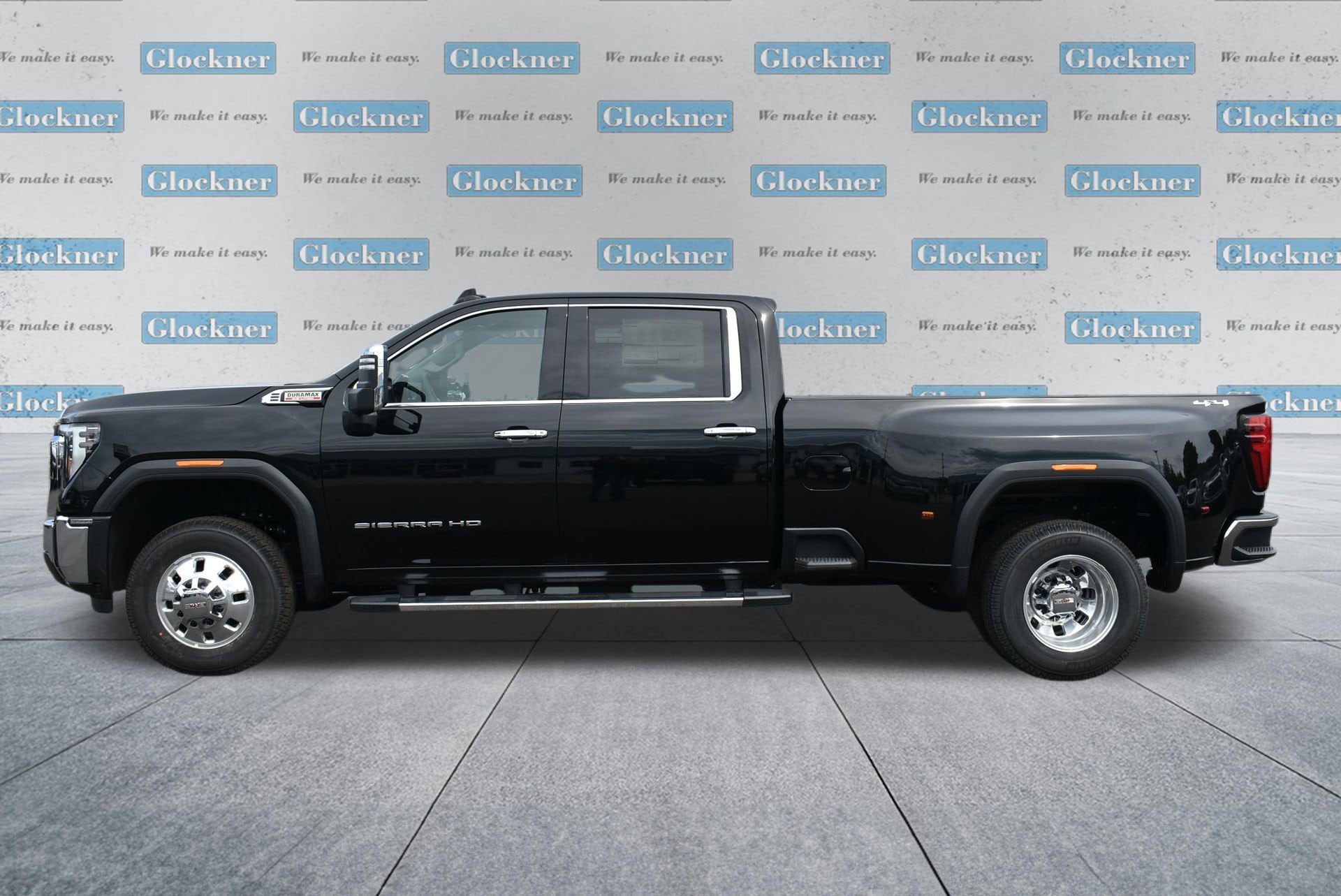 2026 GMC Sierra 3500HD SLT - Photo 9
