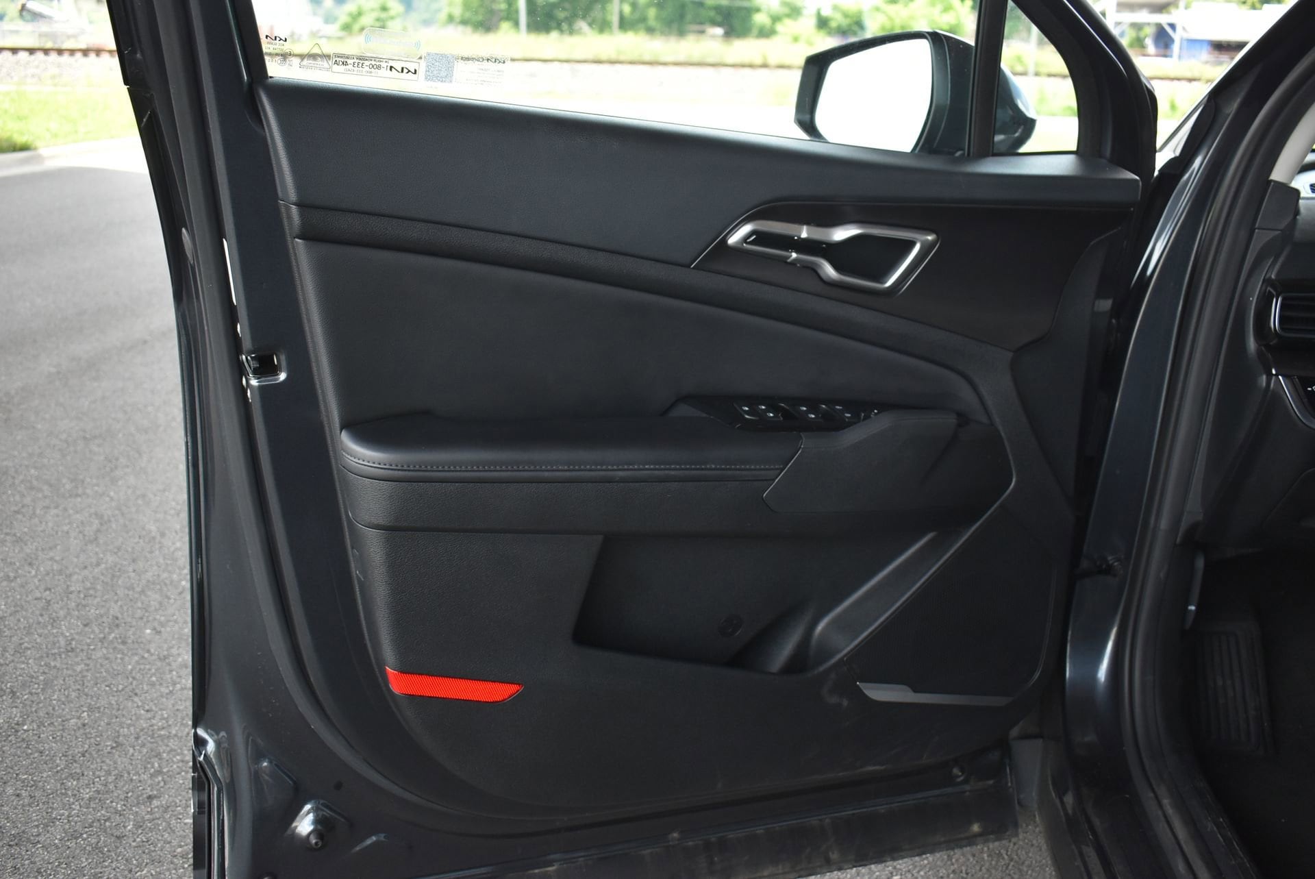 2023 Kia Sportage EX - Photo 12