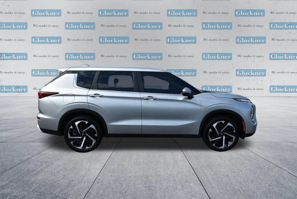 Used 2023 Mitsubishi Outlander SE SUV