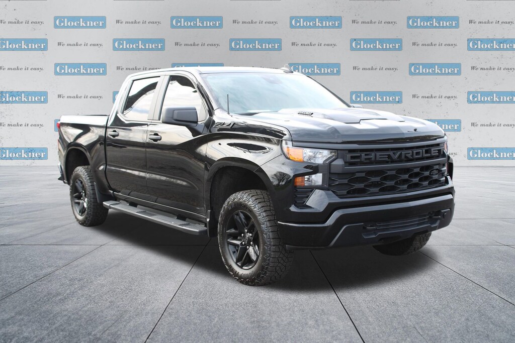 Used 2025 Chevrolet Silverado 1500 Custom Trail Boss Truck Crew Cab