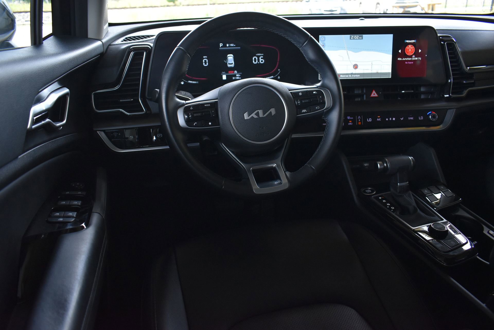 2023 Kia Sportage EX - Photo 18