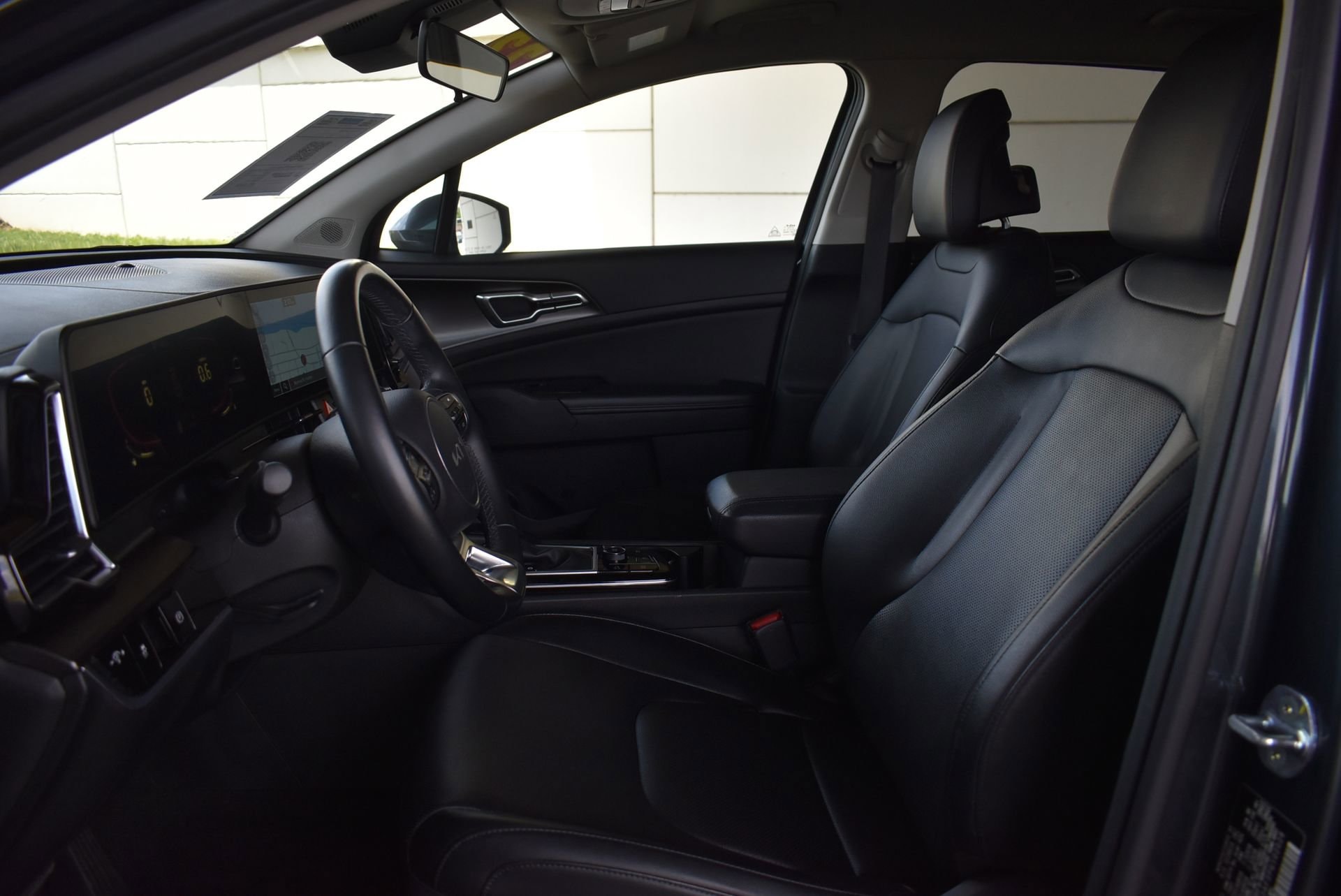 2023 Kia Sportage EX - Photo 16