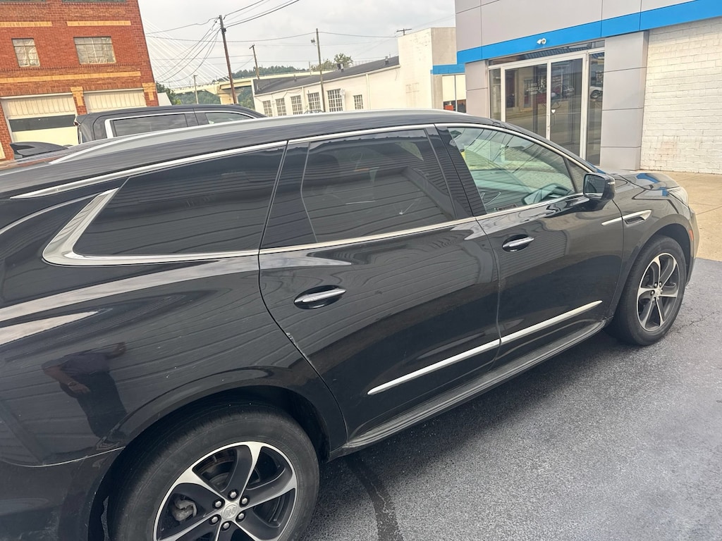 Used 2023 Buick Enclave Essence SUV