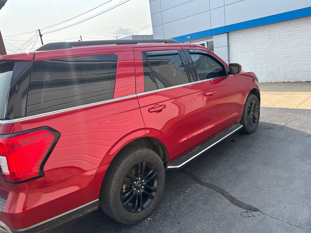 Used 2022 Ford Expedition XLT SUV