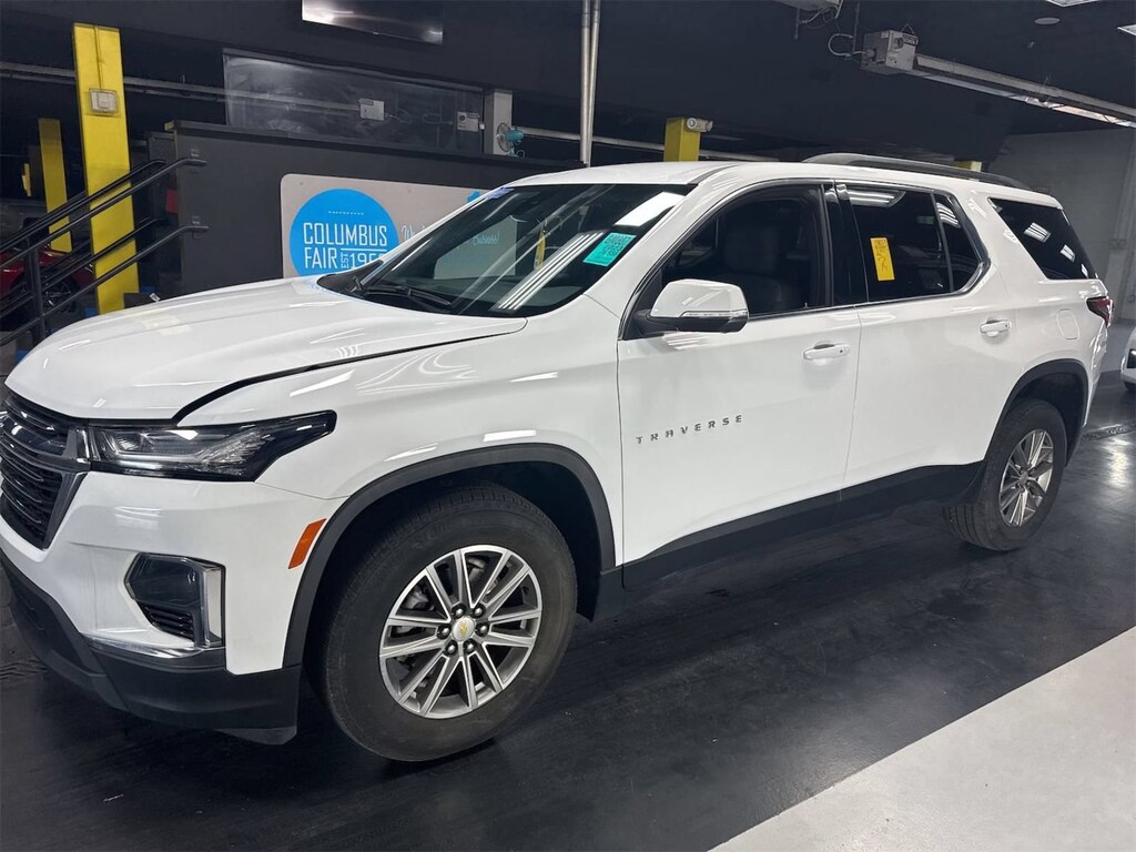 Used 2023 Chevrolet Traverse LT Cloth SUV