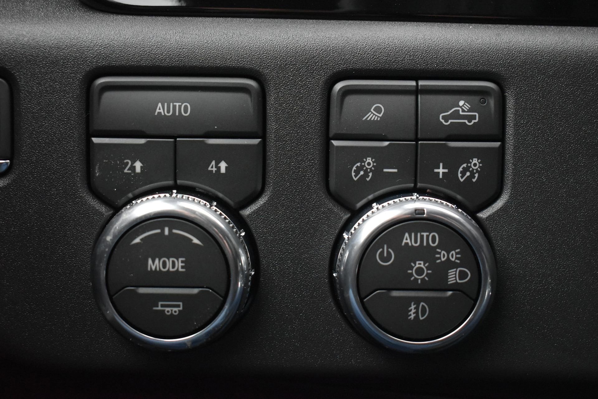 2026 GMC Sierra 1500 SLT - Photo 17