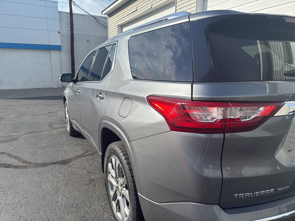 Used 2019 Chevrolet Traverse Premier SUV