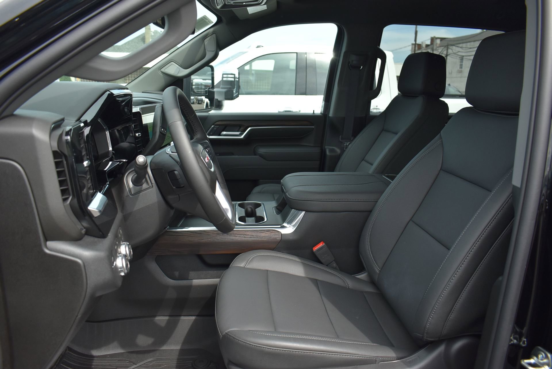 2026 GMC Sierra 3500HD SLT - Photo 16