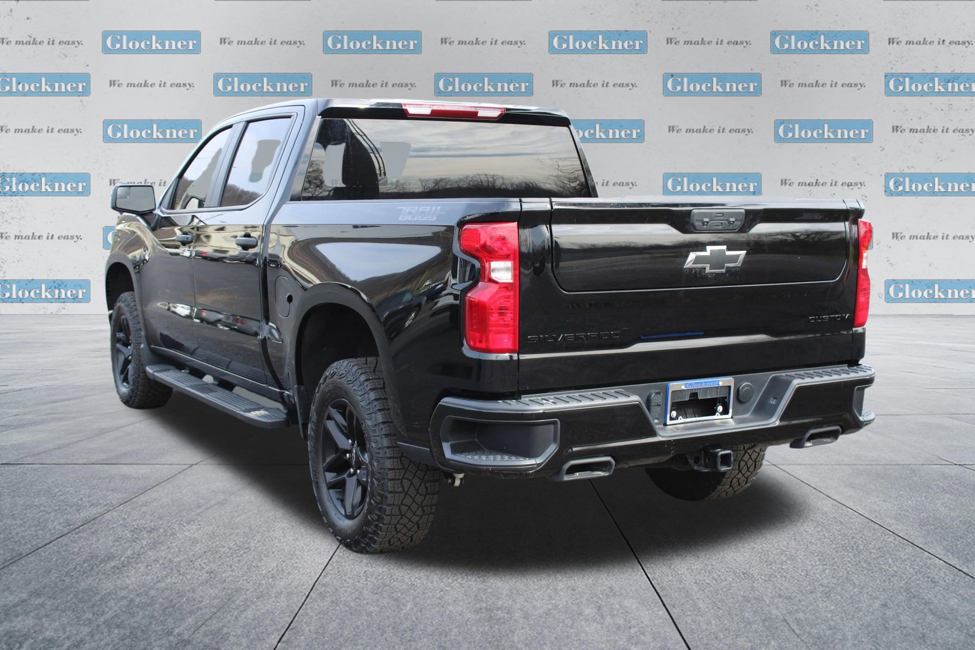 2025 Chevrolet Silverado 1500 Custom - Photo 13