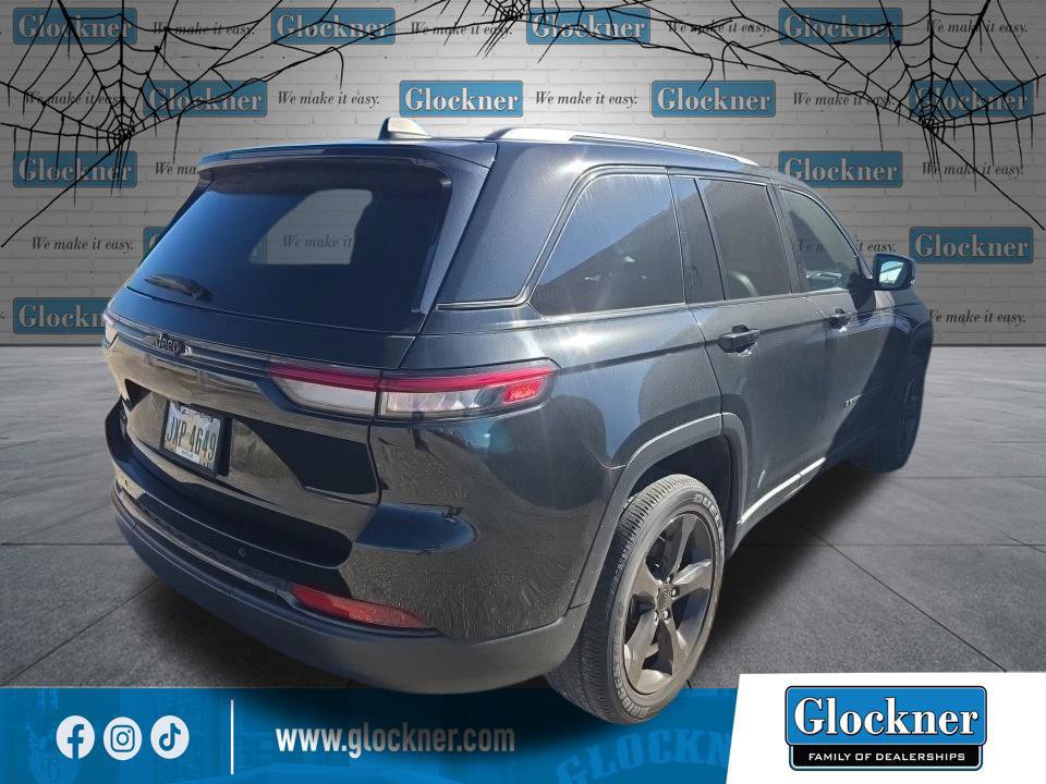 Used 2023 Jeep Grand Cherokee Altitude SUV