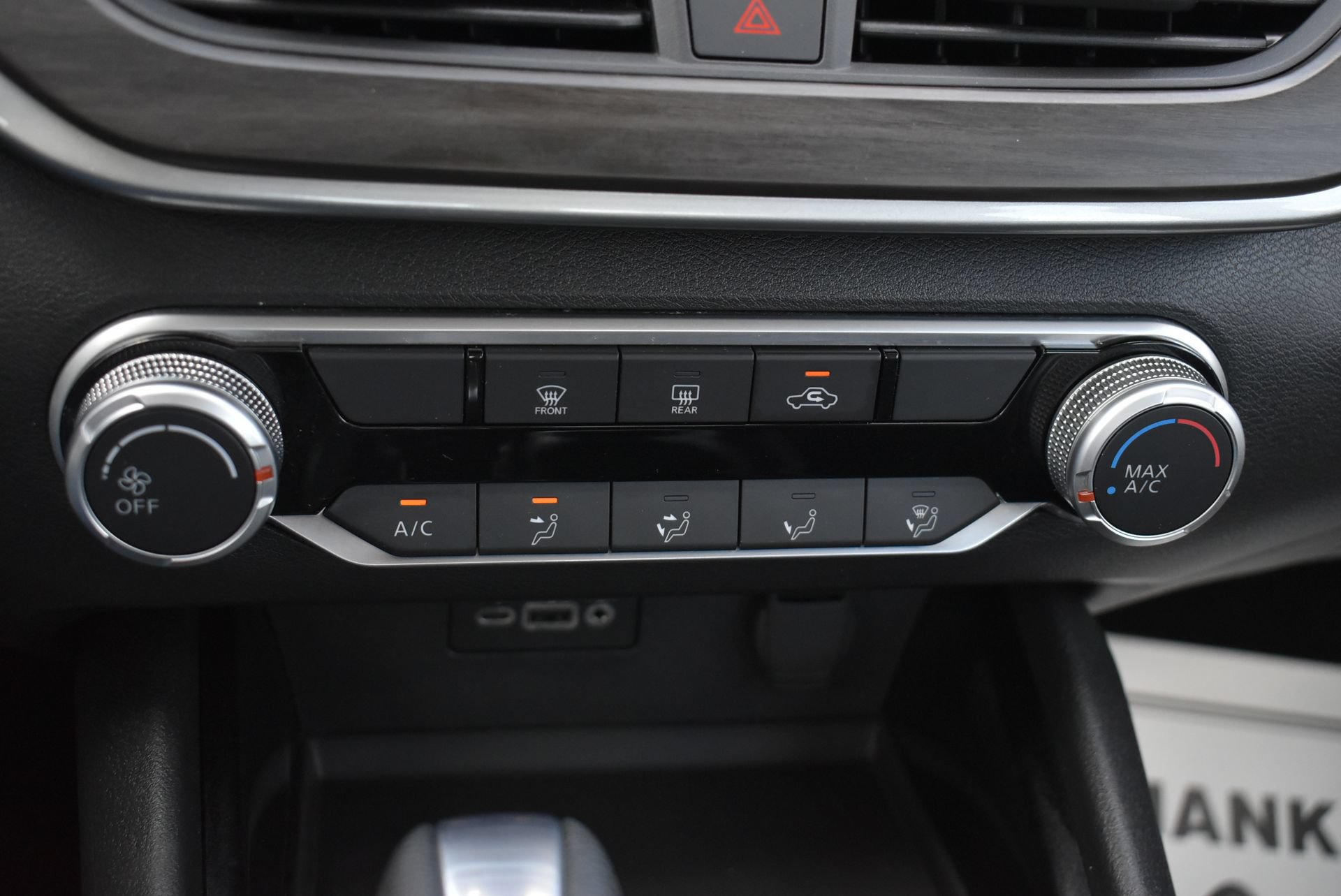 2024 Nissan Altima SV - Photo 29