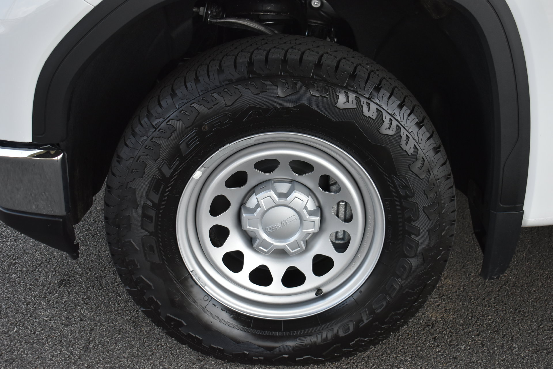2026 GMC Sierra 1500 Pro - Photo 11