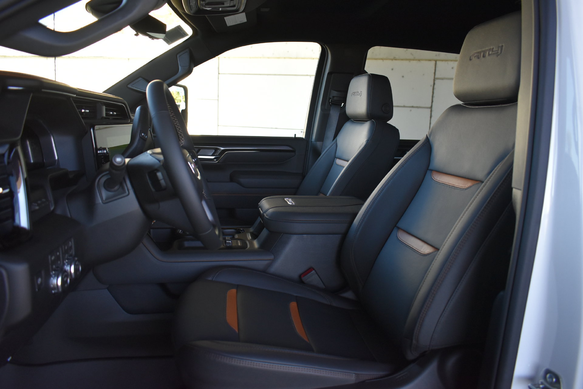 2026 GMC Sierra 2500HD AT4 - Photo 16