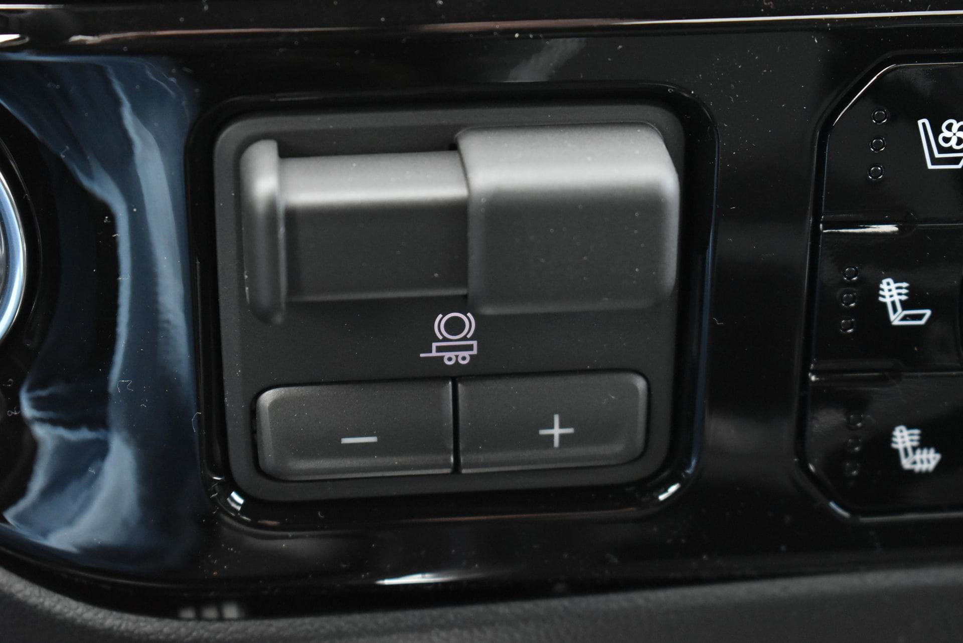 2026 GMC Sierra 3500HD SLT - Photo 30